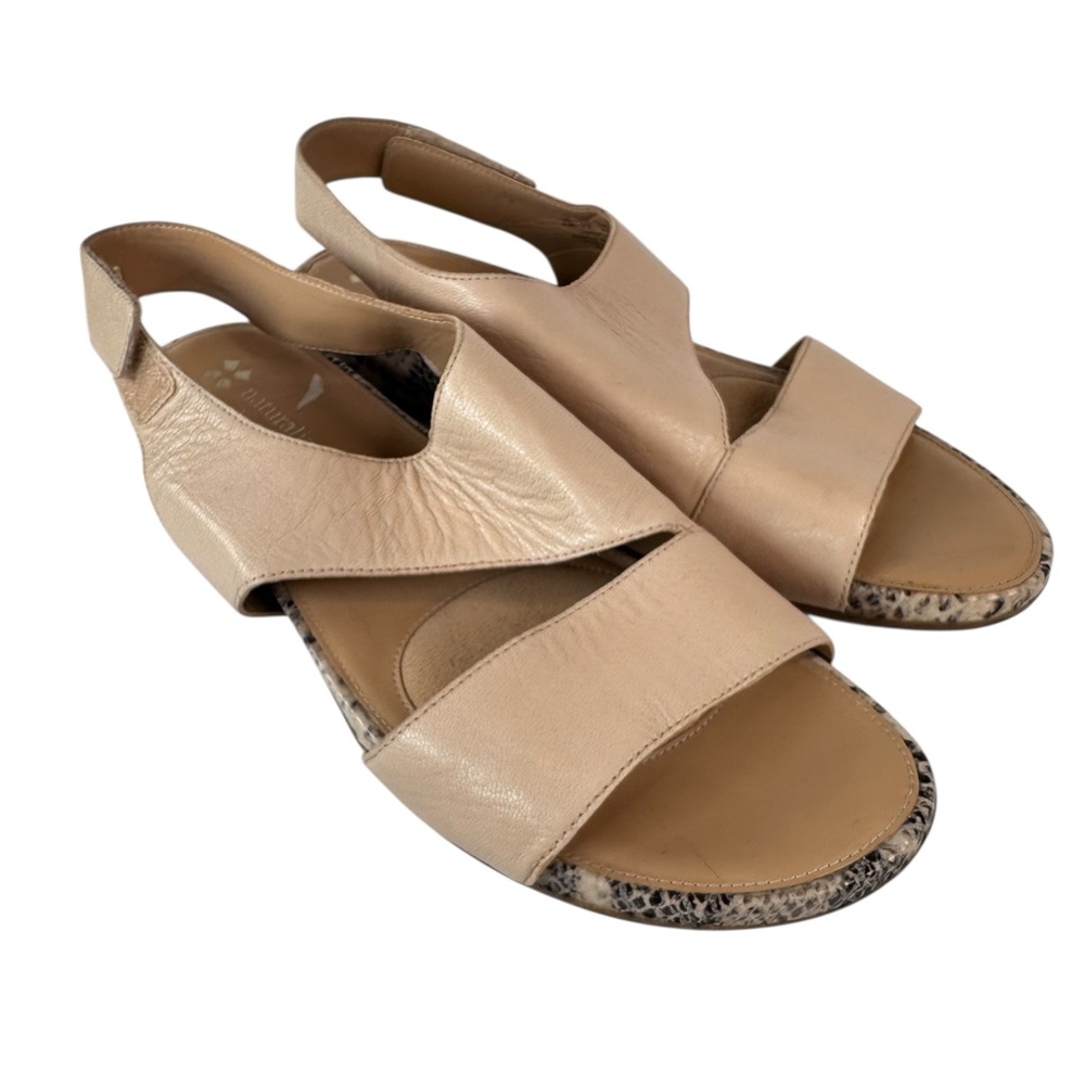 Naturalizer Yessica Beige Leather Comfort Wedge Sandals Womens 9.5 Travel